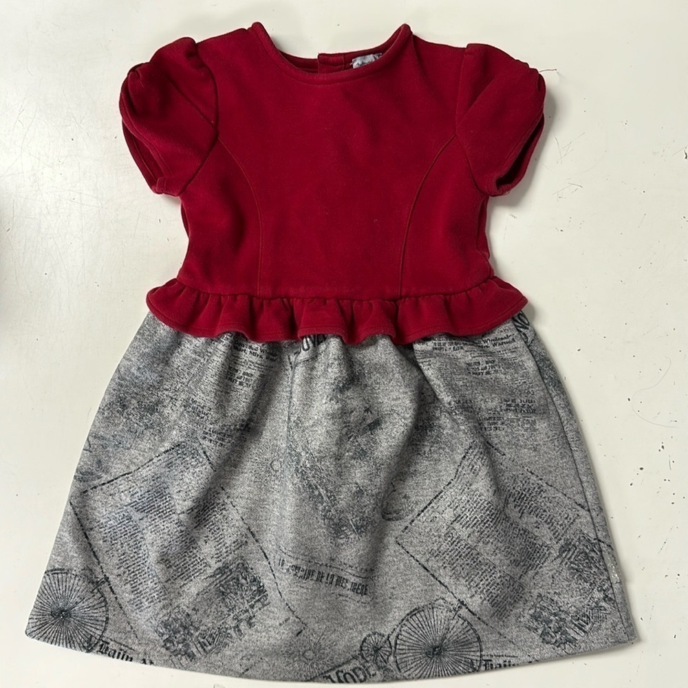 Tutto Piccolo Newspaper Print Ruffle Dress 4